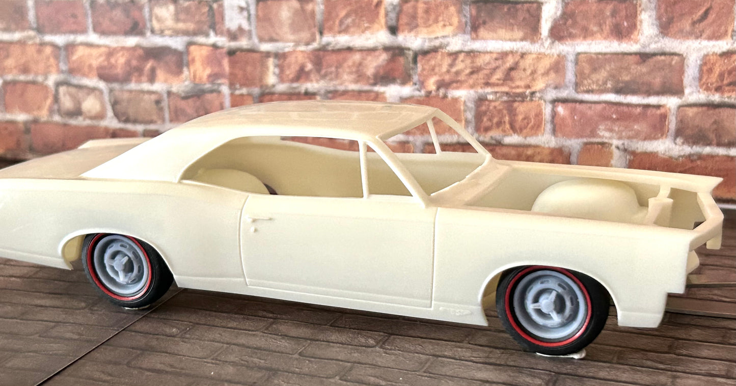 1964 Pontiac GTO base wheels