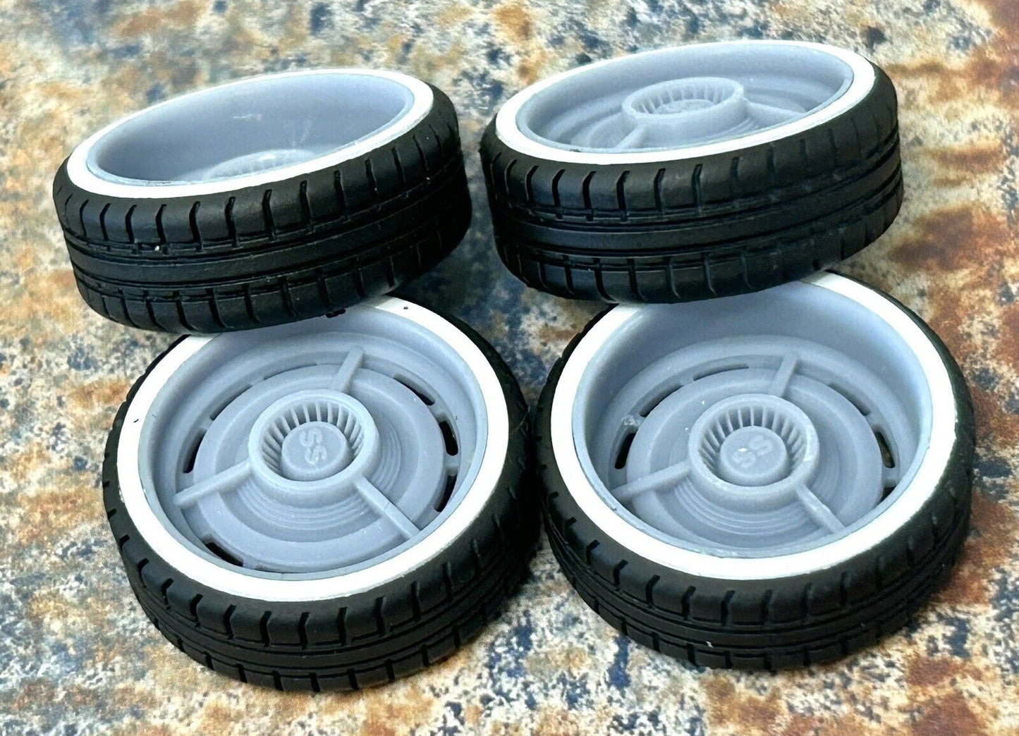 22-Inch 1963 Impala w/ Whitewalls