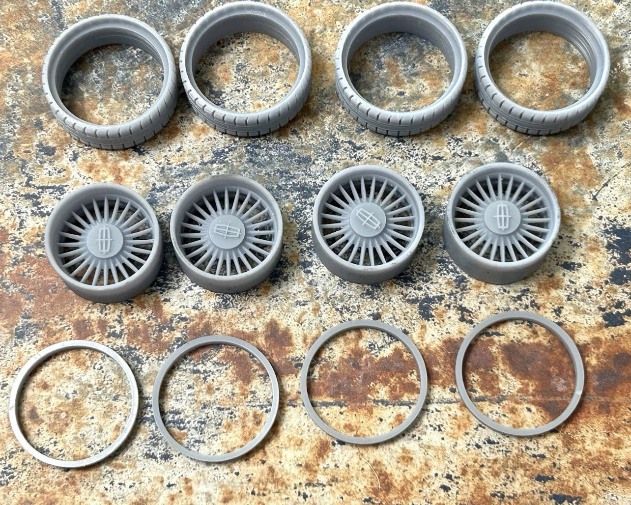 22-Inch “ Lincoln 3” w/Whitewalls