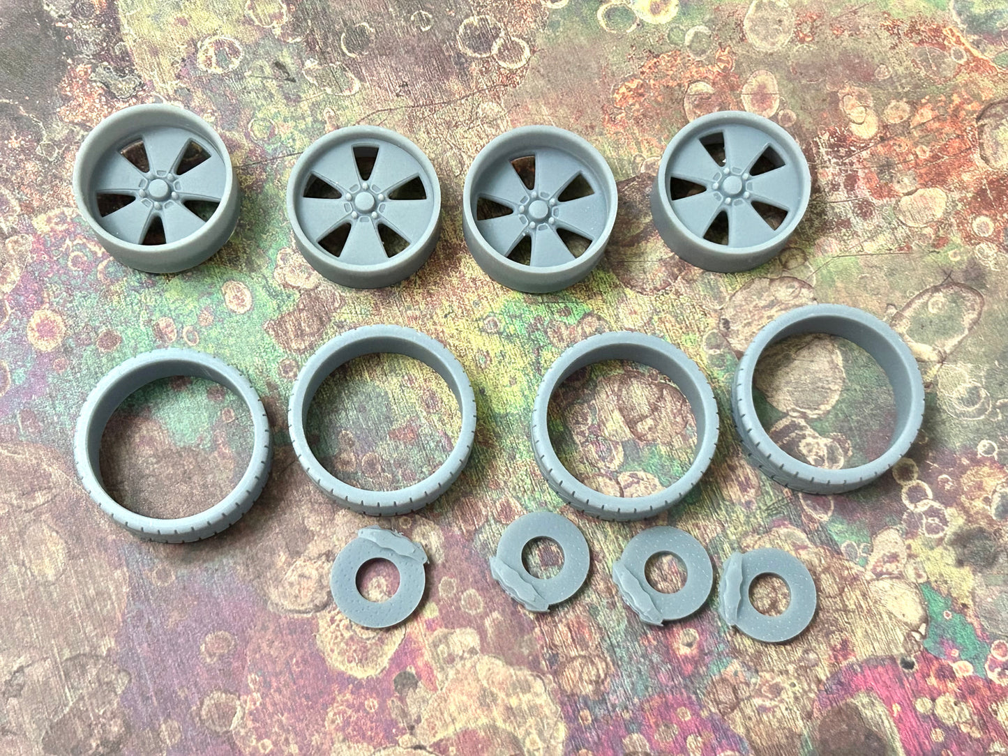 24-Inch US Mags Whittier