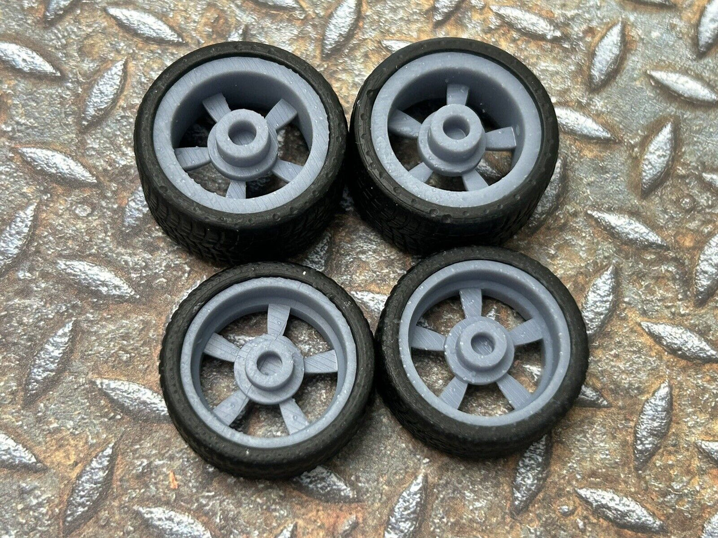 Astro Supreme (Wide Rears)