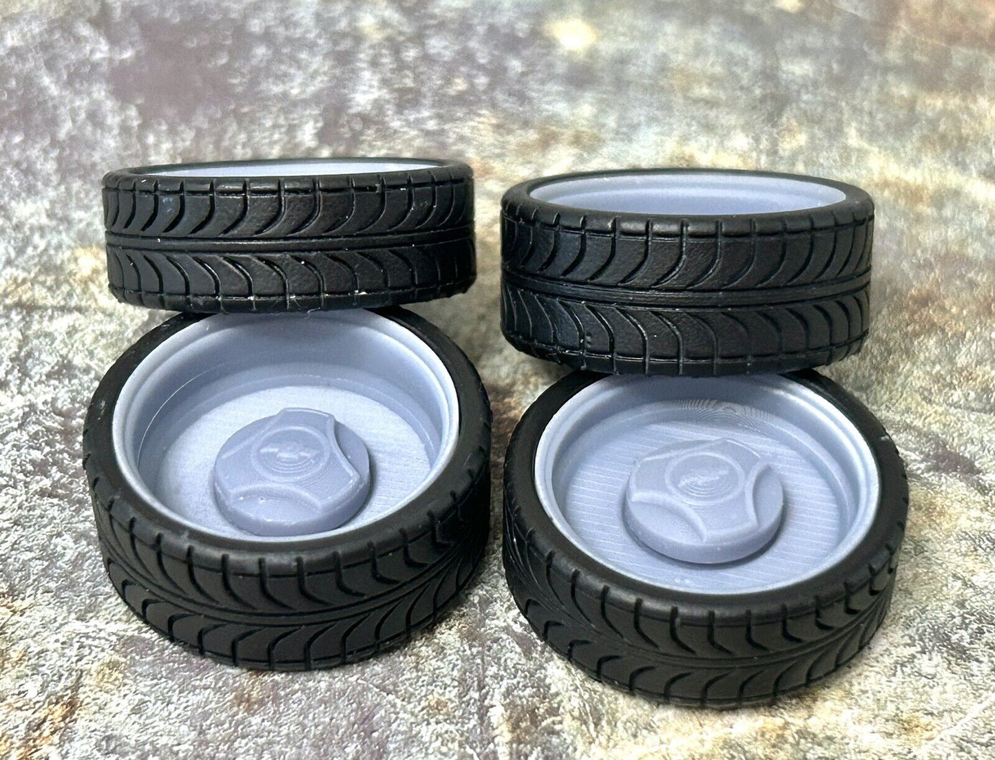 24-Inch Smoothie w/Chevy Caps