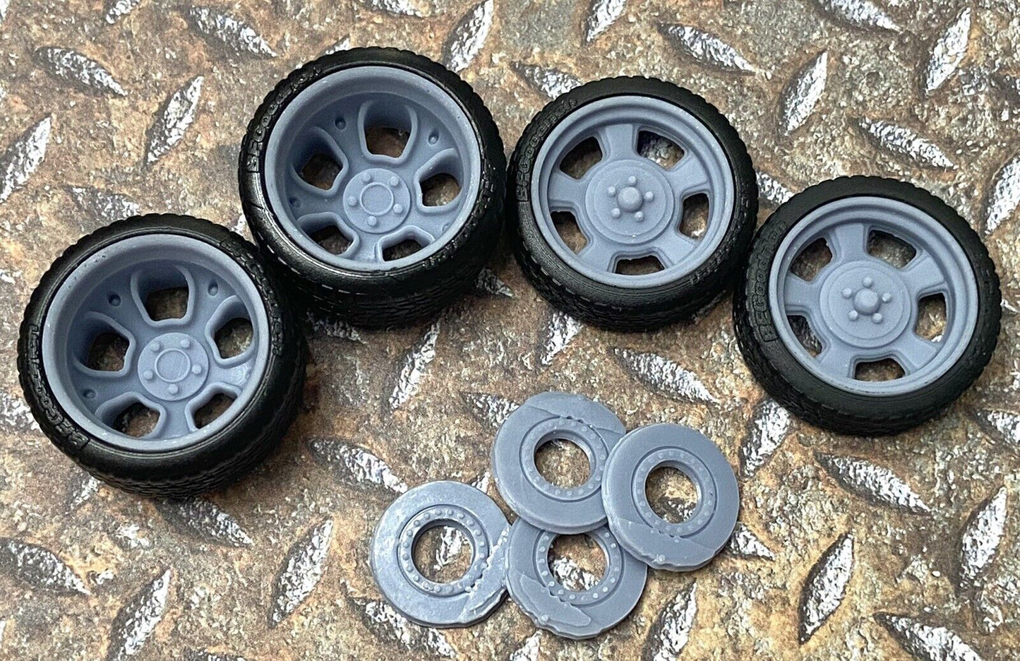 E.T. III (Wide Rears)