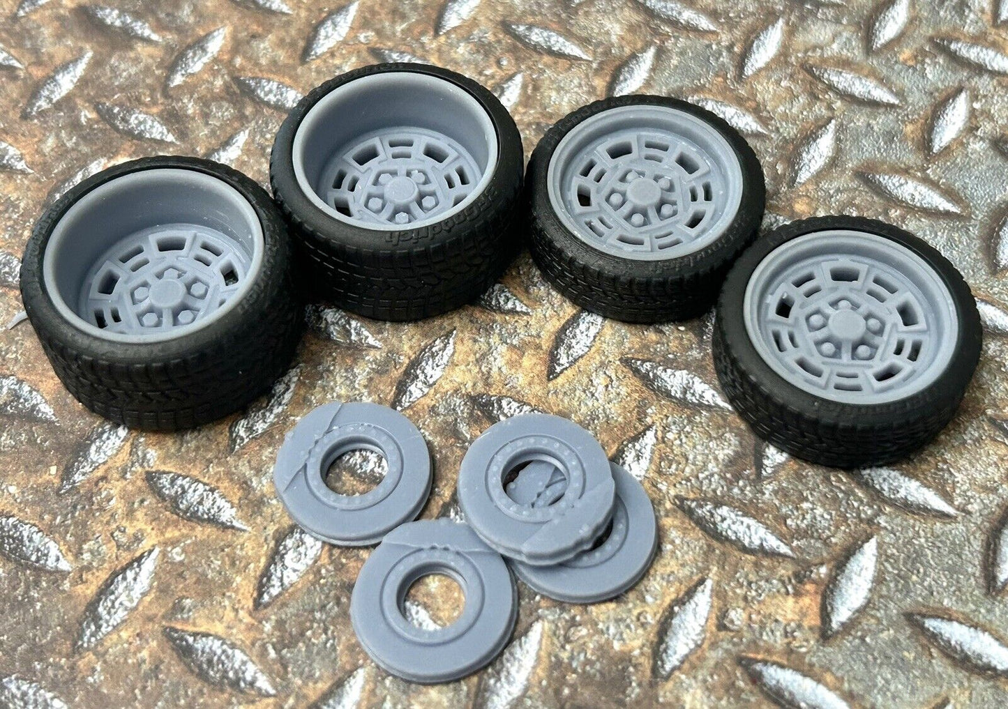 Pantera (Wide Rears)