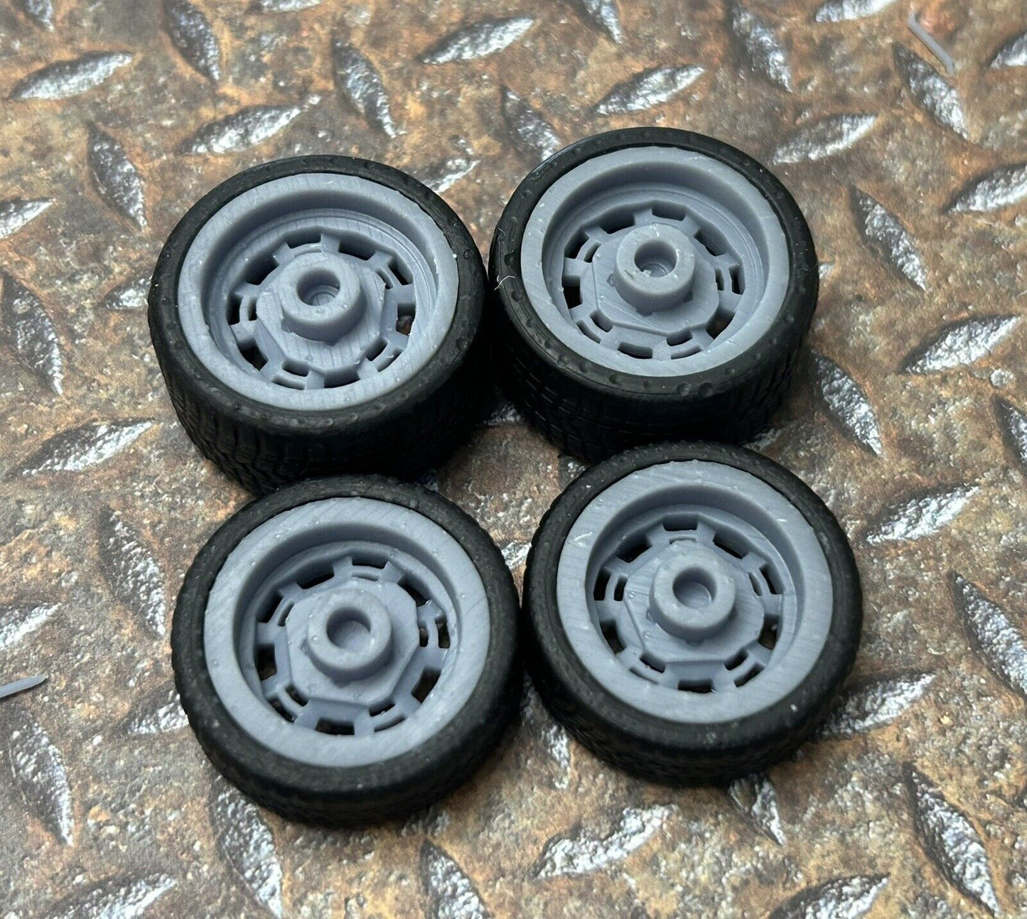 Pantera (Wide Rears)