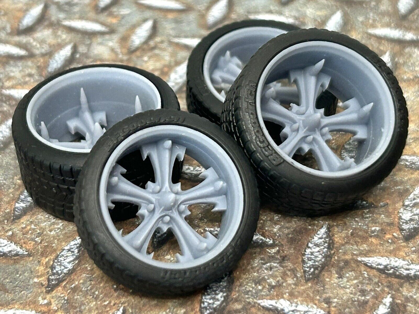 Spiked Evil 2.0 (Wide Rears)