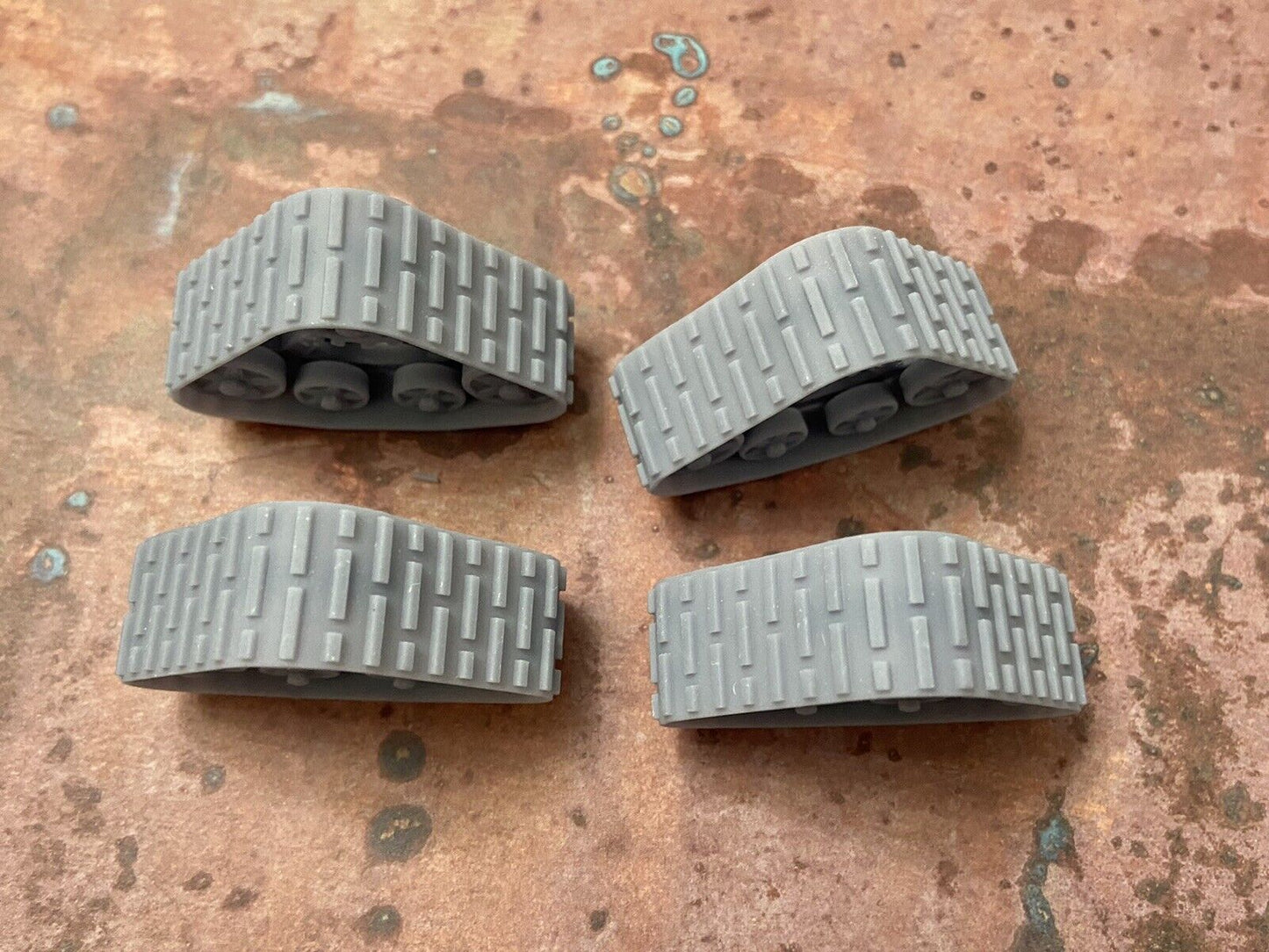 Small Tank Trax