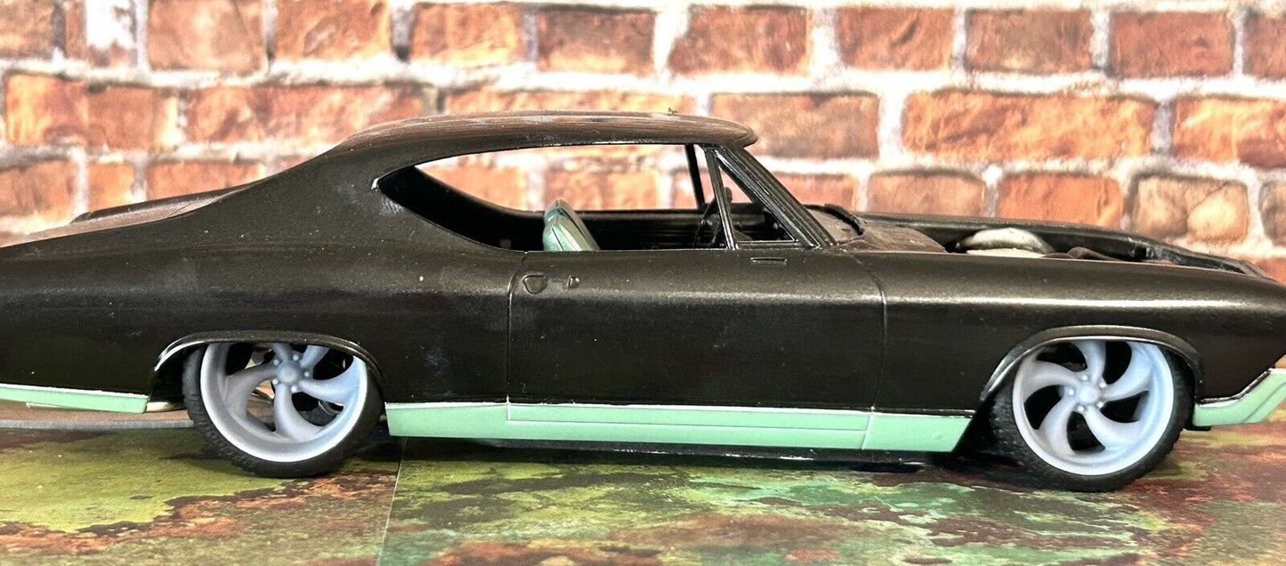 Twisted Torq Thrust (Wide Rears)
