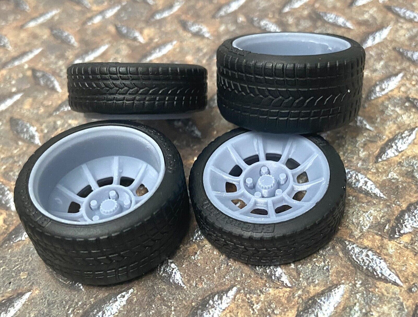 Vector (Wide Rears)