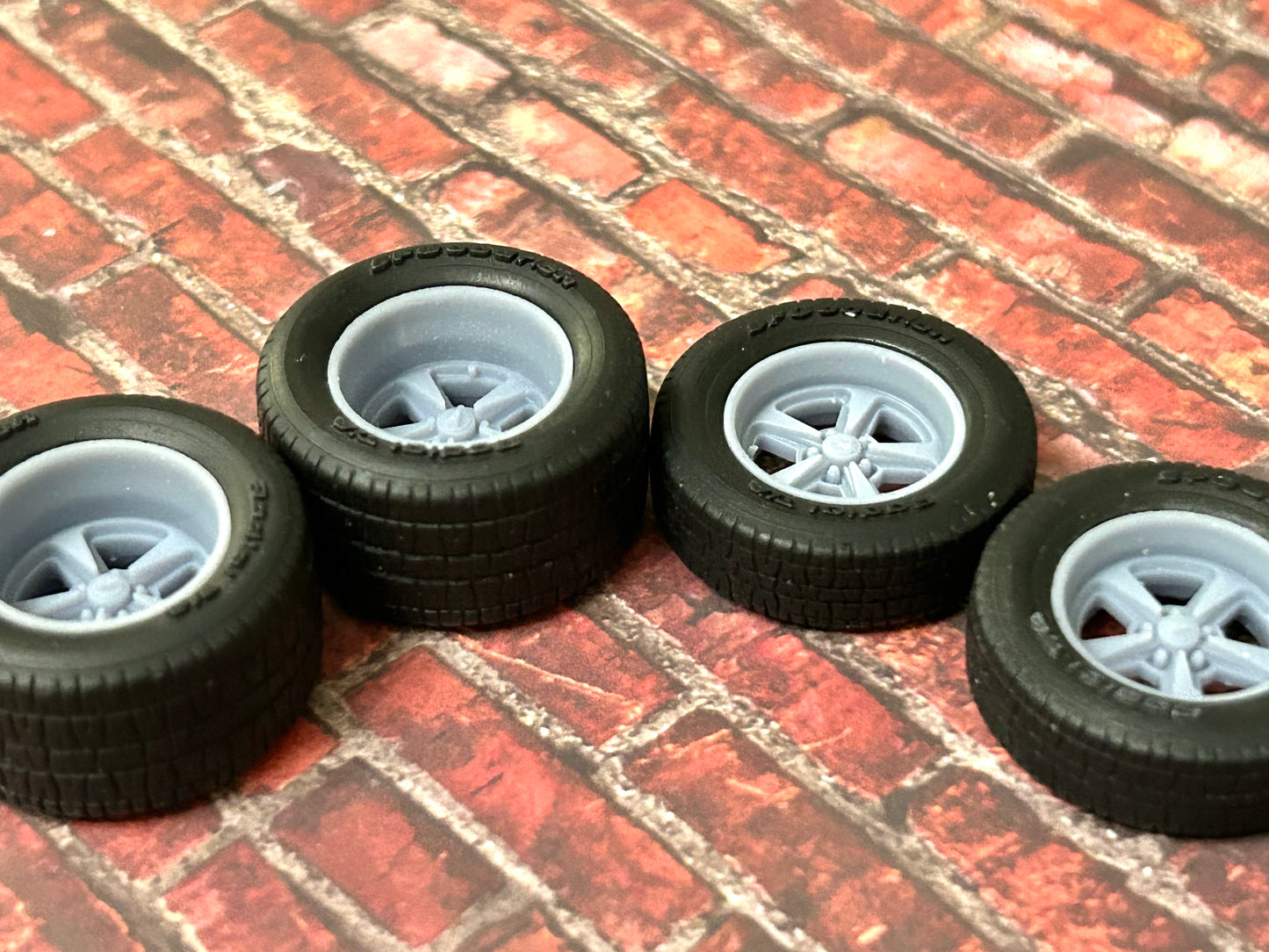 15-Inch 1967 Pontiac Rallye 2 wheels w/ wide rear tires