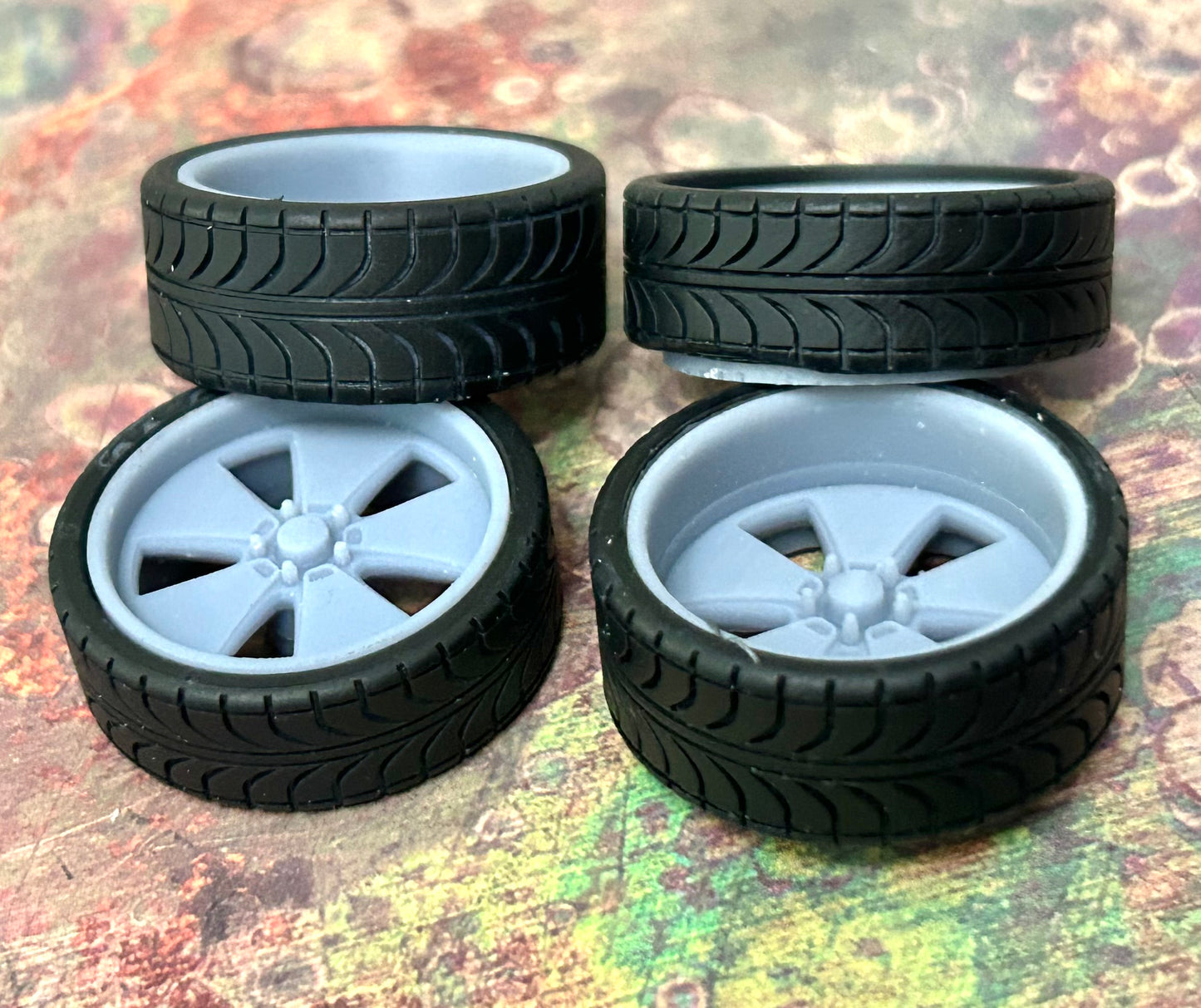 24-Inch US Mags Whittier