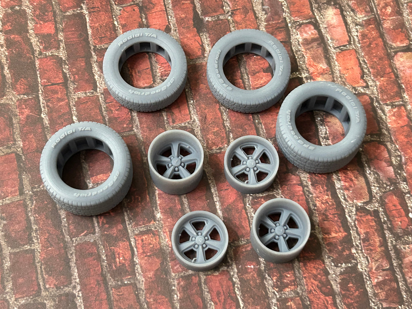 15-Inch 1967 Pontiac Rallye 2 wheels w/ wide rear tires