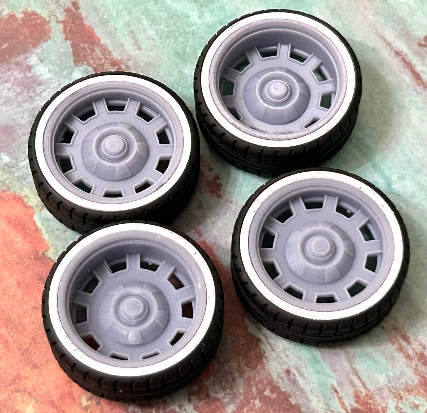 22-Inch “Raceline Cheyenne” w/Whitewalls