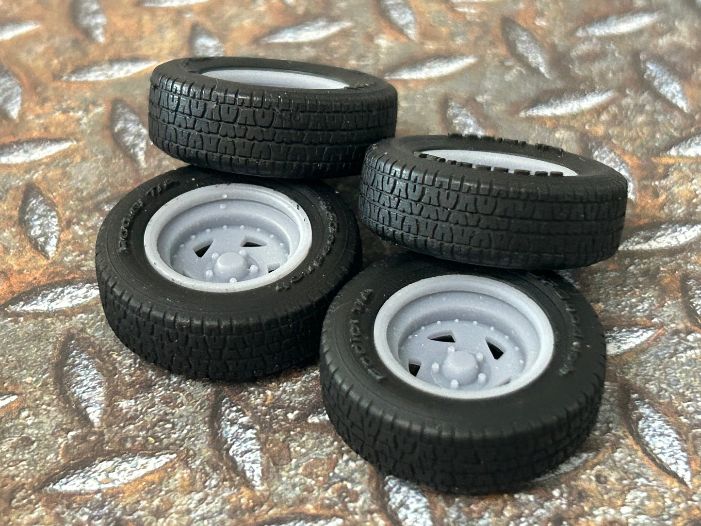 15-Inch Directional Steelies