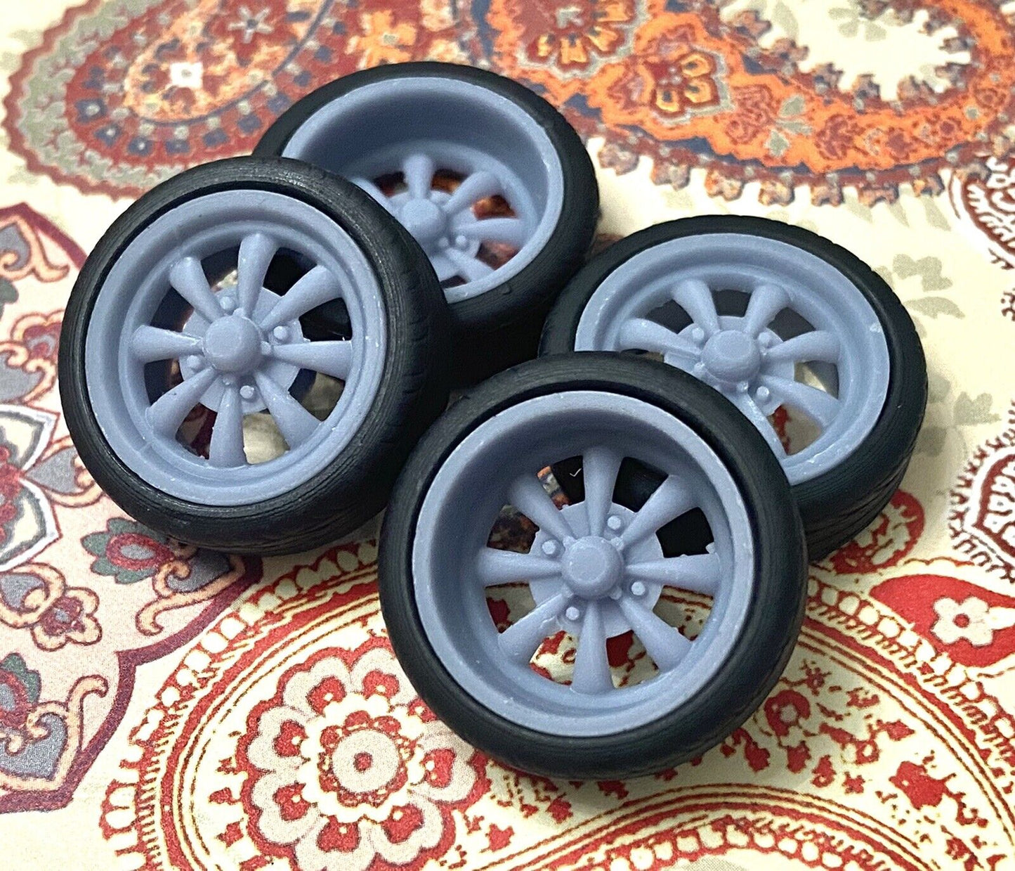 18-Inch VW Empi 8-Spoke