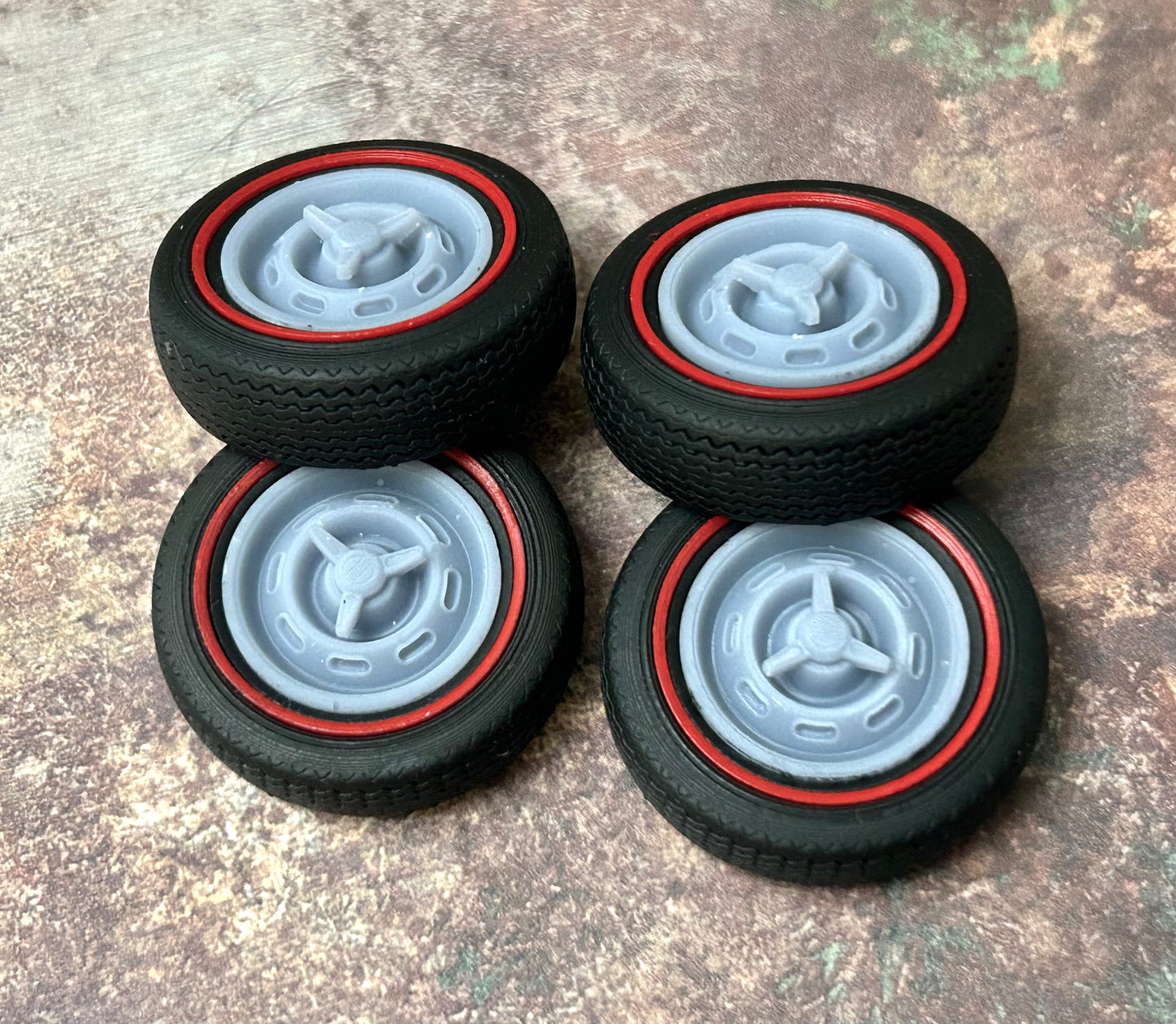 1964 Pontiac GTO base wheels