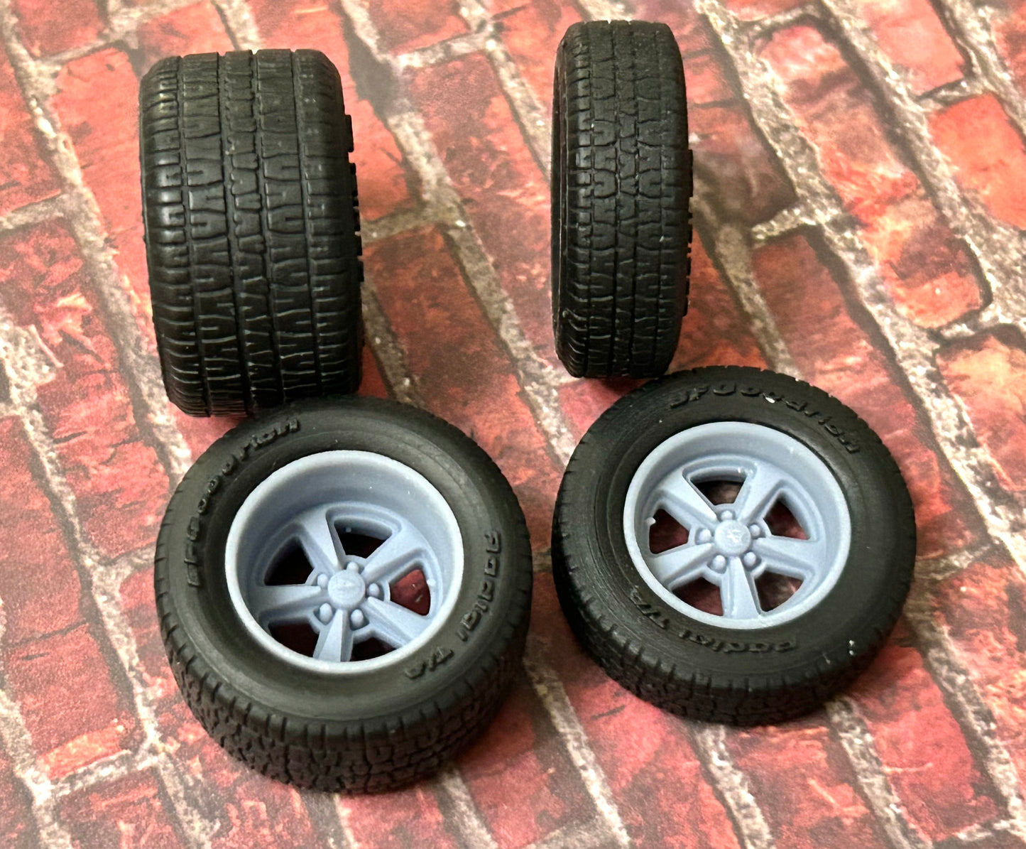 15-Inch 1967 Pontiac Rallye 2 wheels w/ wide rear tires