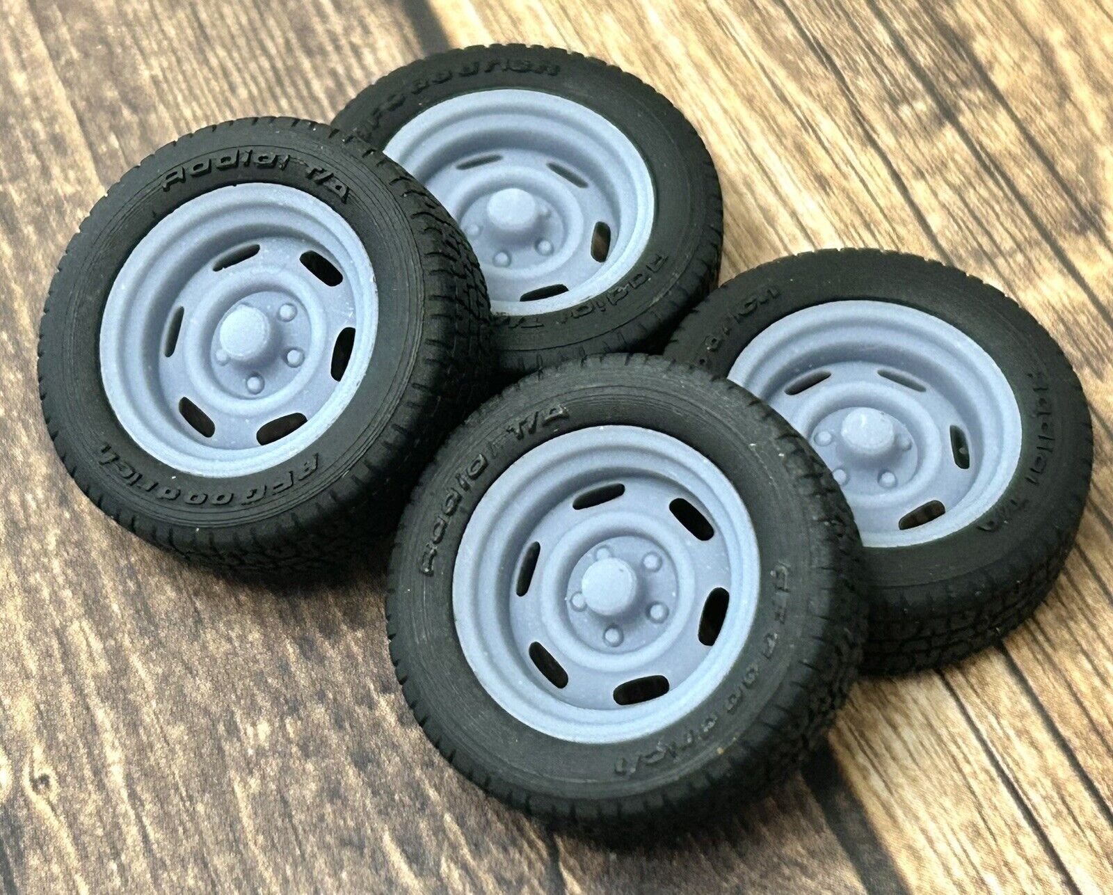 17-Inch Chrysler Police Cruiser – Jay's Resin Wheels