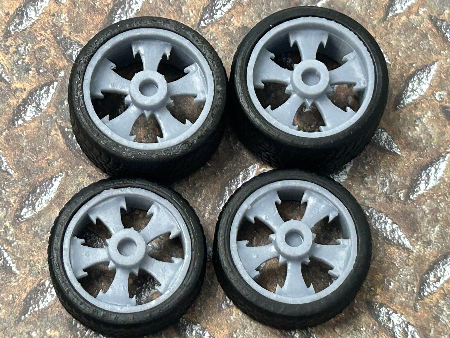 Spiked Evil 2.0  (Wide Rears)